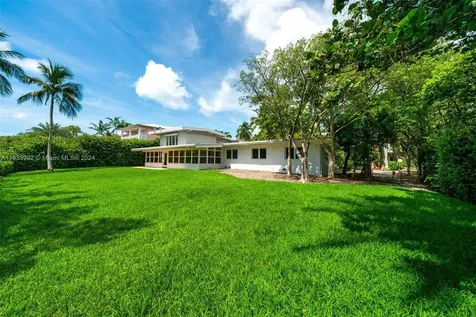 4 Harbor Point Key Biscayne FL 33149