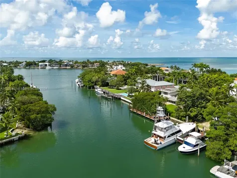 4 Harbor Point Key Biscayne FL 33149