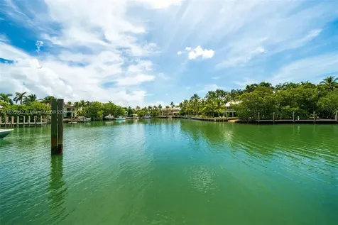 4 Harbor Point Key Biscayne FL 33149