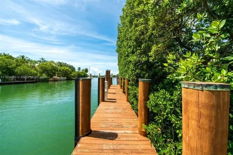 4 Harbor Point Key Biscayne FL 33149