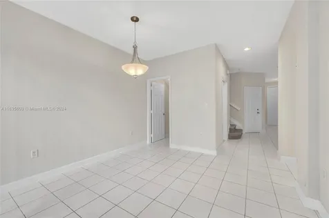 2533 SE 15th Court Homestead FL 33035