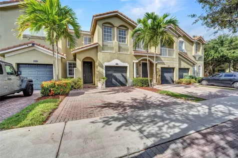 2533 SE 15th Court Homestead FL 33035