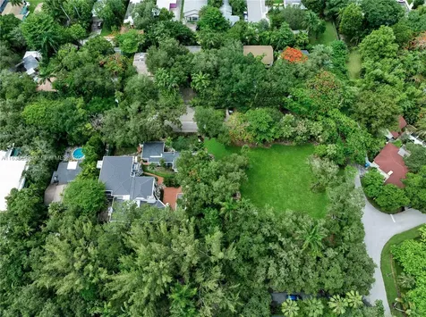 3501 Avocado Avenue Miami FL 33133