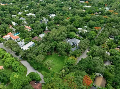 3501 Avocado Avenue Miami FL 33133