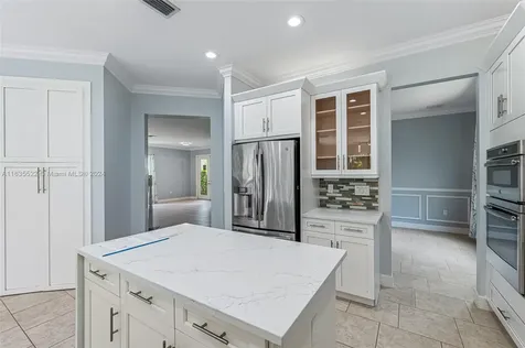 3086 Hudson Terrace Naples FL 34119