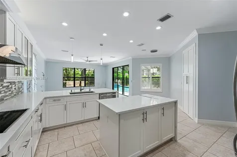 3086 Hudson Terrace Naples FL 34119