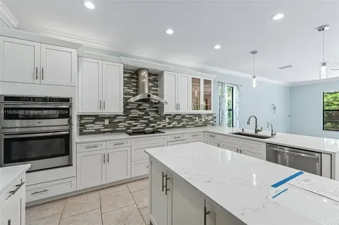 3086 Hudson Terrace Naples FL 34119