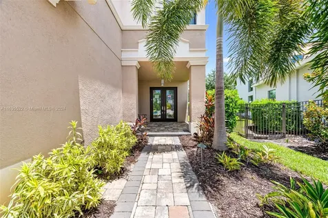 3086 Hudson Terrace Naples FL 34119