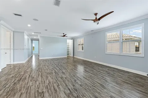 3086 Hudson Terrace Naples FL 34119