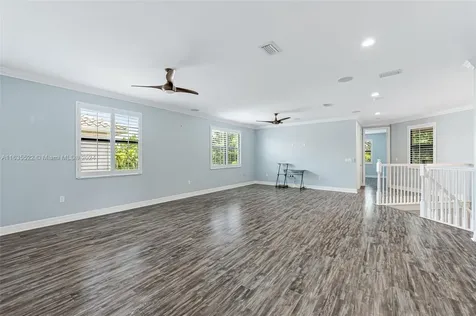 3086 Hudson Terrace Naples FL 34119