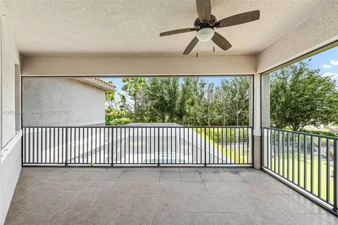 3086 Hudson Terrace Naples FL 34119