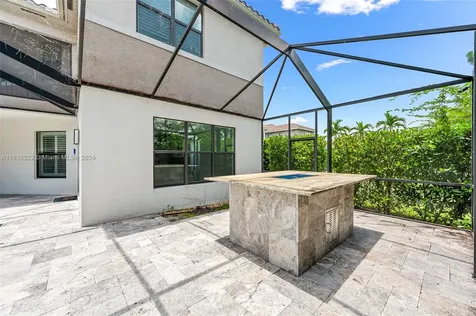 3086 Hudson Terrace Naples FL 34119