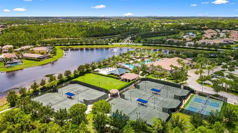 3086 Hudson Terrace Naples FL 34119