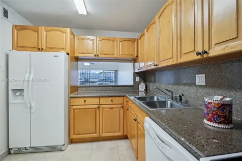 4525 W 20 Avenue Hialeah FL 33012