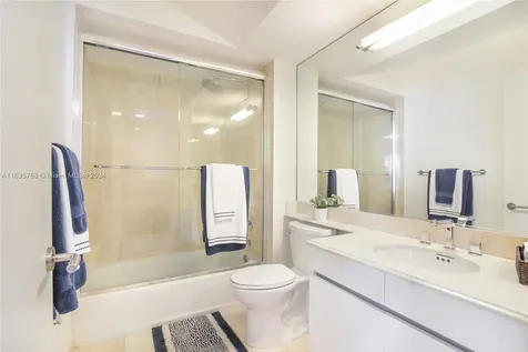 18671 Collins Avenue Sunny Isles Beach FL 33160