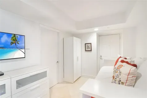 18671 Collins Avenue Sunny Isles Beach FL 33160