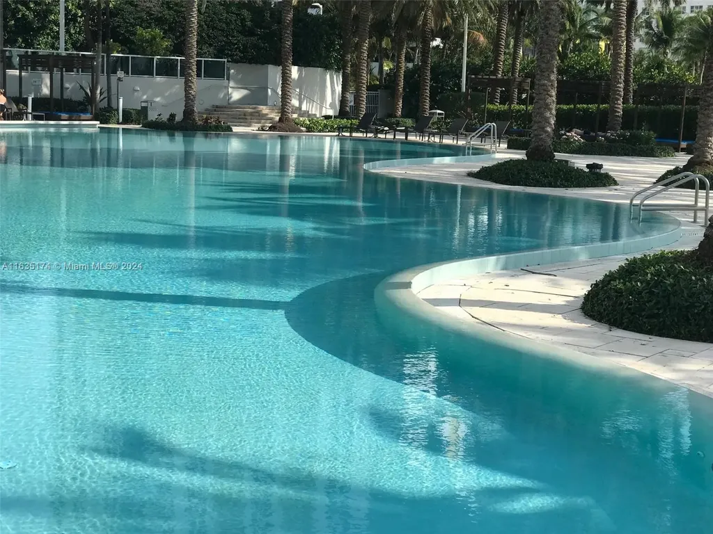 1500 Bay Road Miami Beach FL 33139