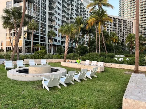 1500 Bay Road Miami Beach FL 33139