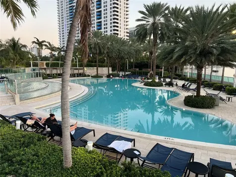1500 Bay Road Miami Beach FL 33139