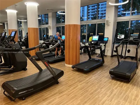 1500 Bay Road Miami Beach FL 33139