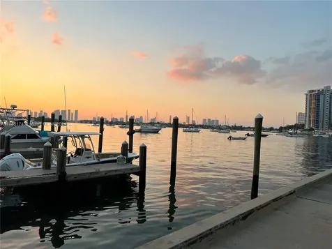 1500 Bay Road Miami Beach FL 33139