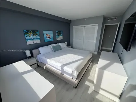 1500 Bay Road Miami Beach FL 33139