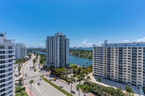 5555 Collins Avenue Miami Beach FL 33140