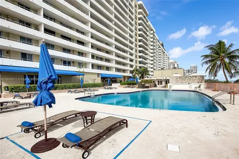 5555 Collins Avenue Miami Beach FL 33140