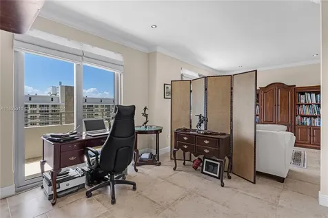 5555 Collins Avenue Miami Beach FL 33140
