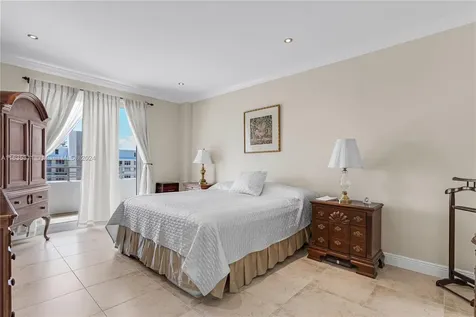 5555 Collins Avenue Miami Beach FL 33140