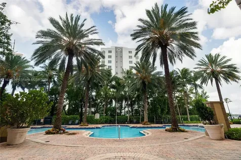 17150 N Bay Road Sunny Isles Beach FL 33160