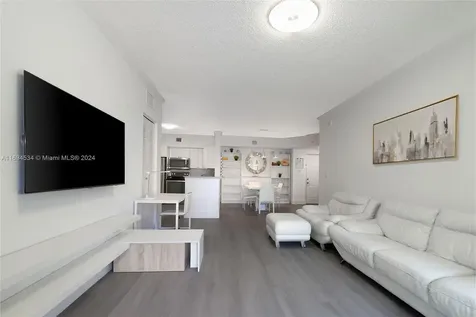 17150 N Bay Road Sunny Isles Beach FL 33160