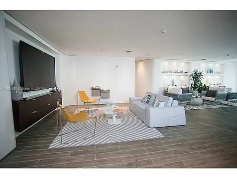 2602 E Hallandale Beach Boulevard Hallandale Beach FL 33009