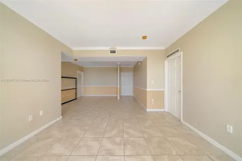 2425 SW 27th Avenue Miami FL 33145