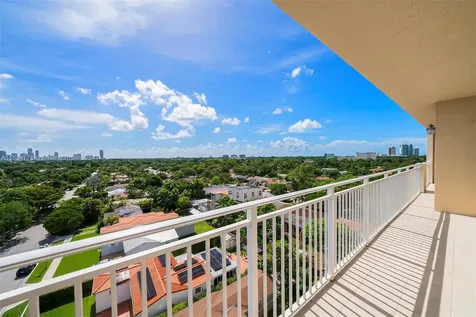 2425 SW 27th Avenue Miami FL 33145