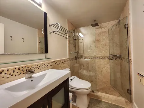 3505 S Ocean Drive Hollywood FL 33019