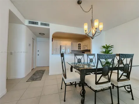3505 S Ocean Drive Hollywood FL 33019