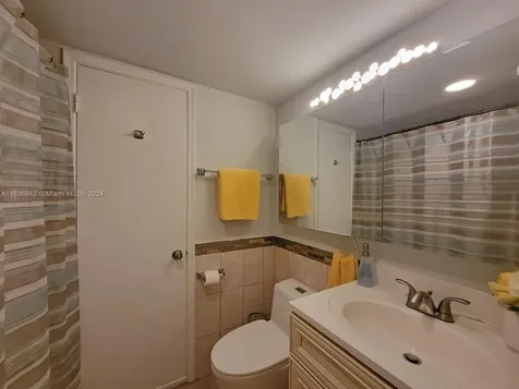 1825 S Ocean Drive Hallandale Beach FL 33009