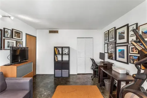 20100 W Country Club Drive Aventura FL 33180