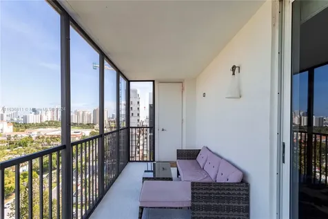 20100 W Country Club Drive Aventura FL 33180