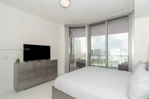 851 NE 1st Avenue Miami FL 33132
