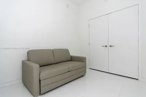 851 NE 1st Avenue Miami FL 33132