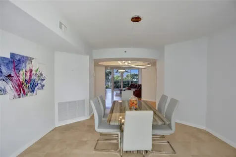 19111 Collins Avenue Sunny Isles Beach FL 33160