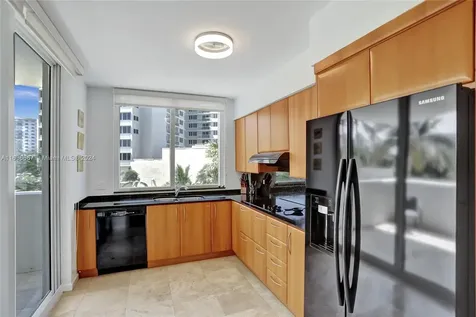 19111 Collins Avenue Sunny Isles Beach FL 33160