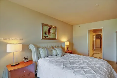 19111 Collins Avenue Sunny Isles Beach FL 33160