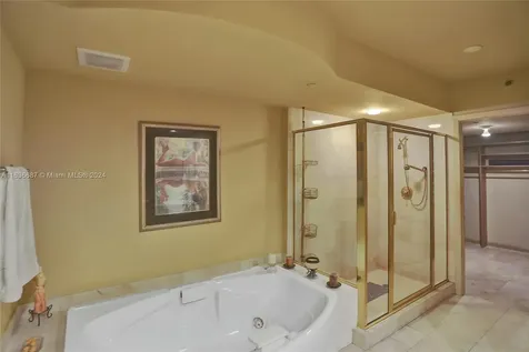 19111 Collins Avenue Sunny Isles Beach FL 33160