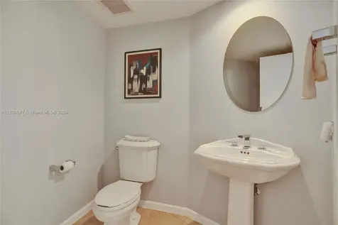 19111 Collins Avenue Sunny Isles Beach FL 33160