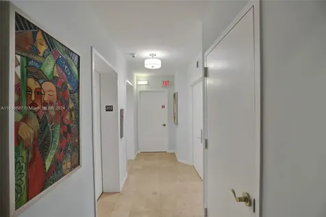 19111 Collins Avenue Sunny Isles Beach FL 33160
