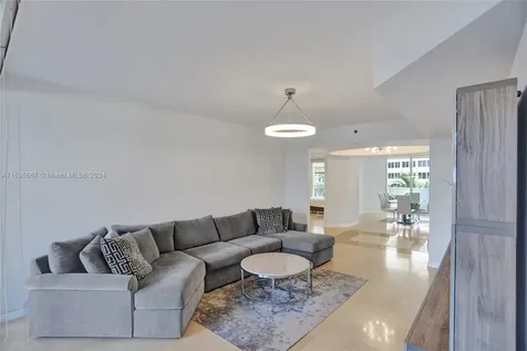 19111 Collins Avenue Sunny Isles Beach FL 33160
