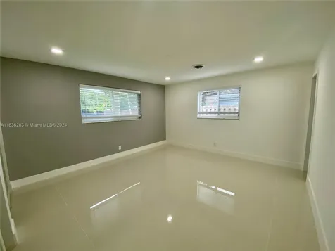 1321 Garfield Street Hollywood FL 33019